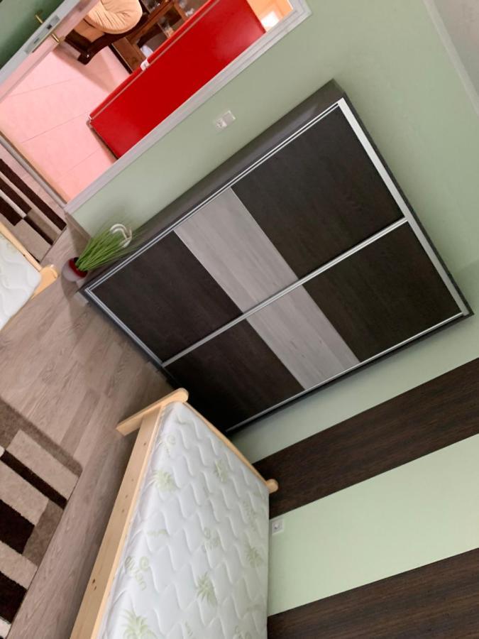 Eoetvoes Vendeghaz Villa Hajdúszoboszló Dış mekan fotoğraf